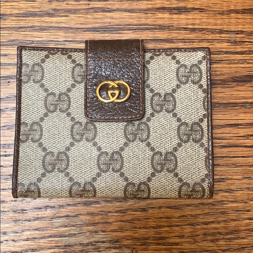 Gucci wallet